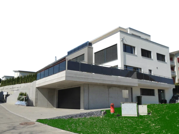 Gebäude mit verputzter Fassade aus dem bisherigen Bildbestand